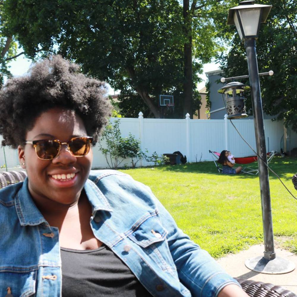 Meet your Posher, Jasmin